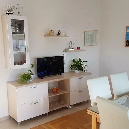 Anica Makarska