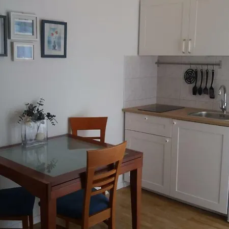 Apartament Anica *